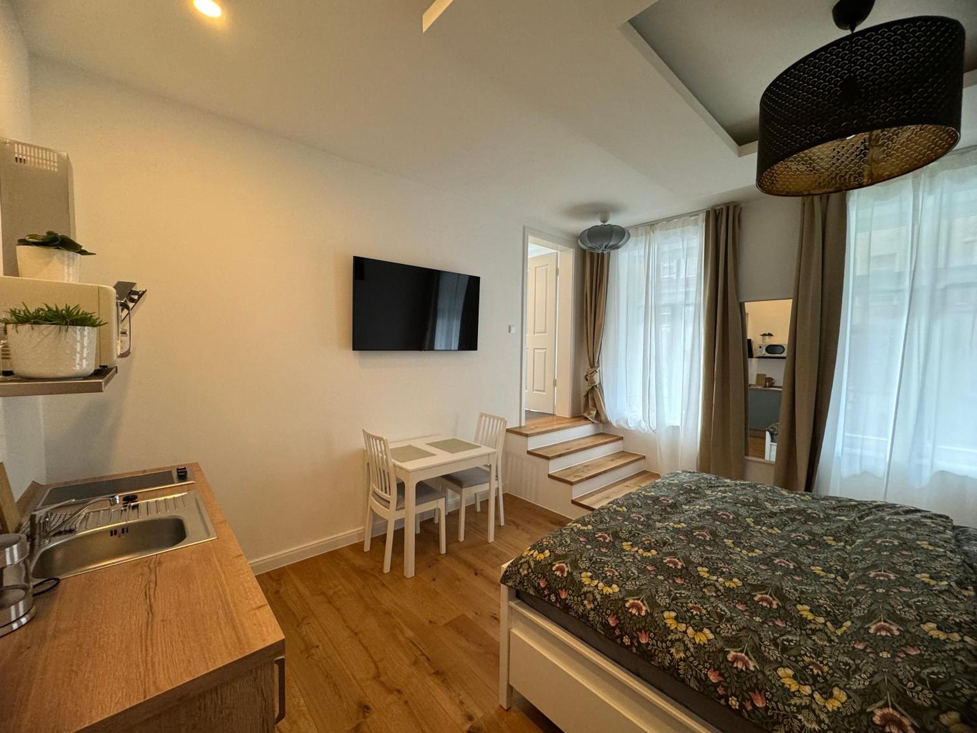 קמניץ Boutique Hotel Pension Luisengruen Kueche 1Gbs Wlan Netflix Disney Magentatv מראה חיצוני תמונה