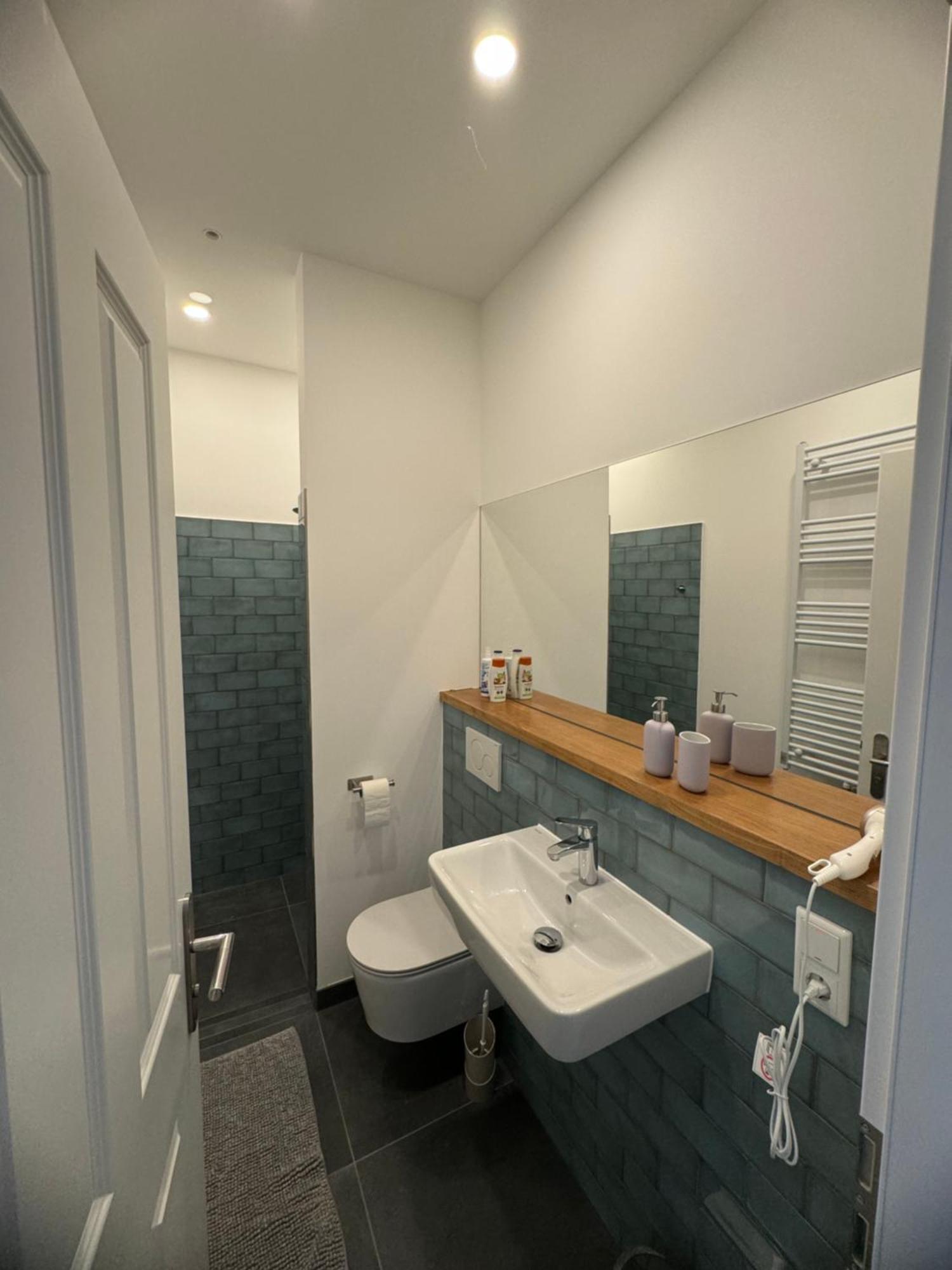 קמניץ Boutique Hotel Pension Luisengruen Kueche 1Gbs Wlan Netflix Disney Magentatv מראה חיצוני תמונה