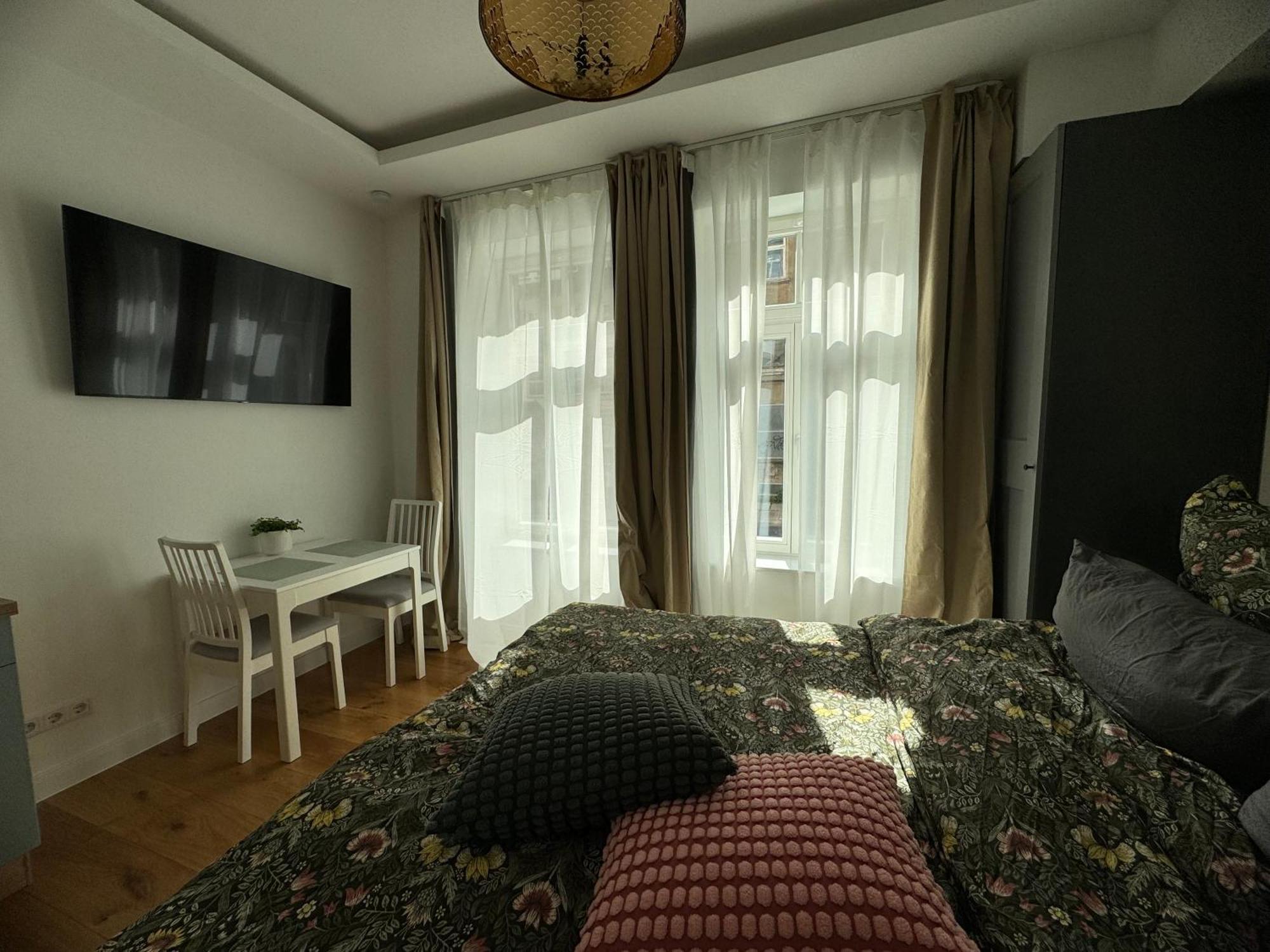 קמניץ Boutique Hotel Pension Luisengruen Kueche 1Gbs Wlan Netflix Disney Magentatv מראה חיצוני תמונה